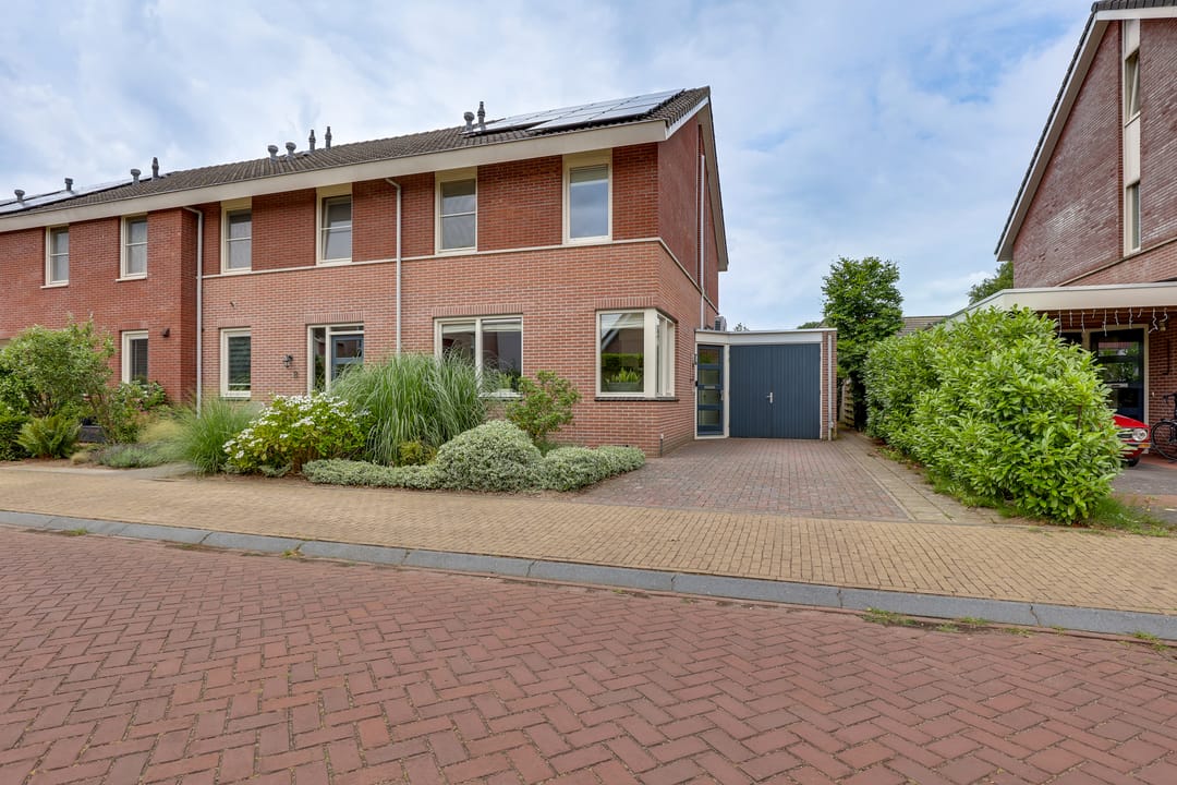 Foto 1 van Hooiweide 6