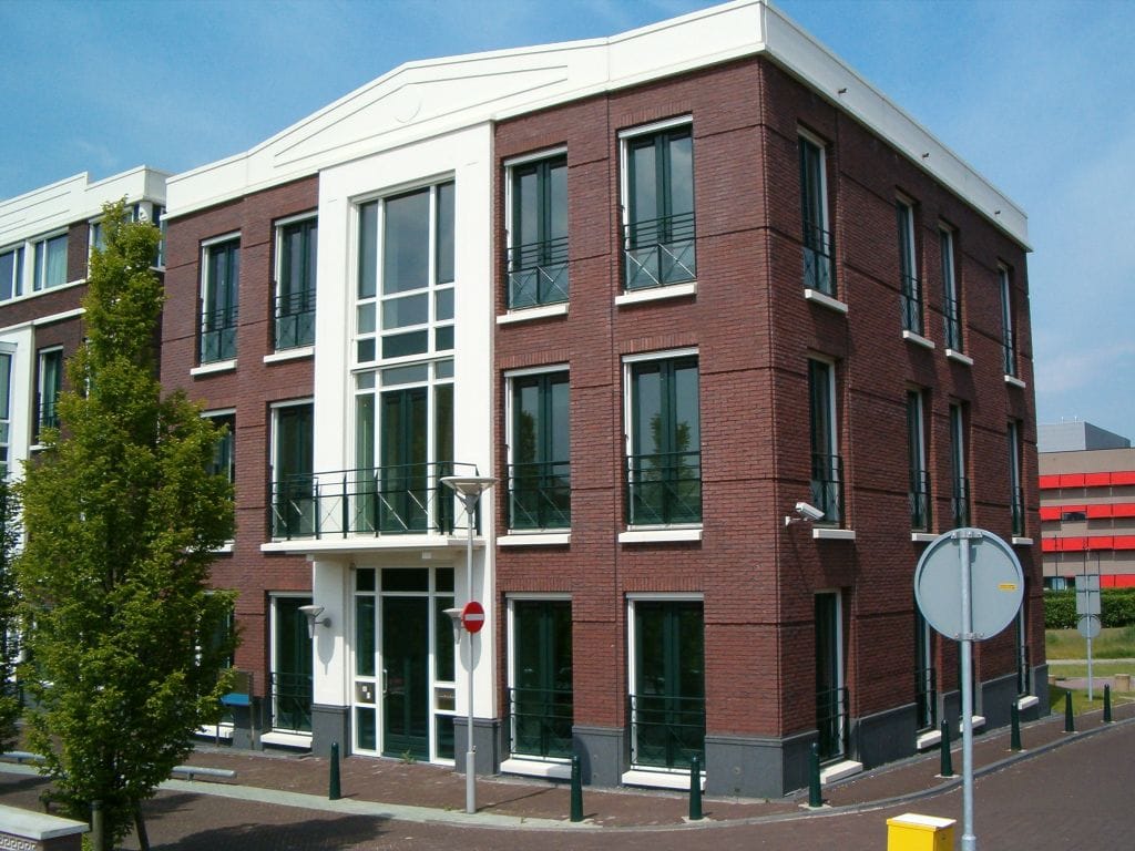 Bekijk foto 2 van Röntgenlaan 1