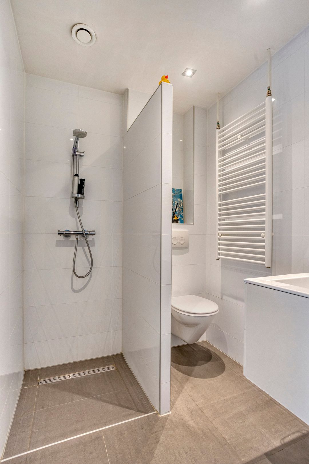 Foto 16 van Van der Hoopstraat 37-1