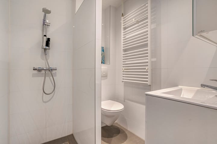 Foto 17 van Van der Hoopstraat 37-1