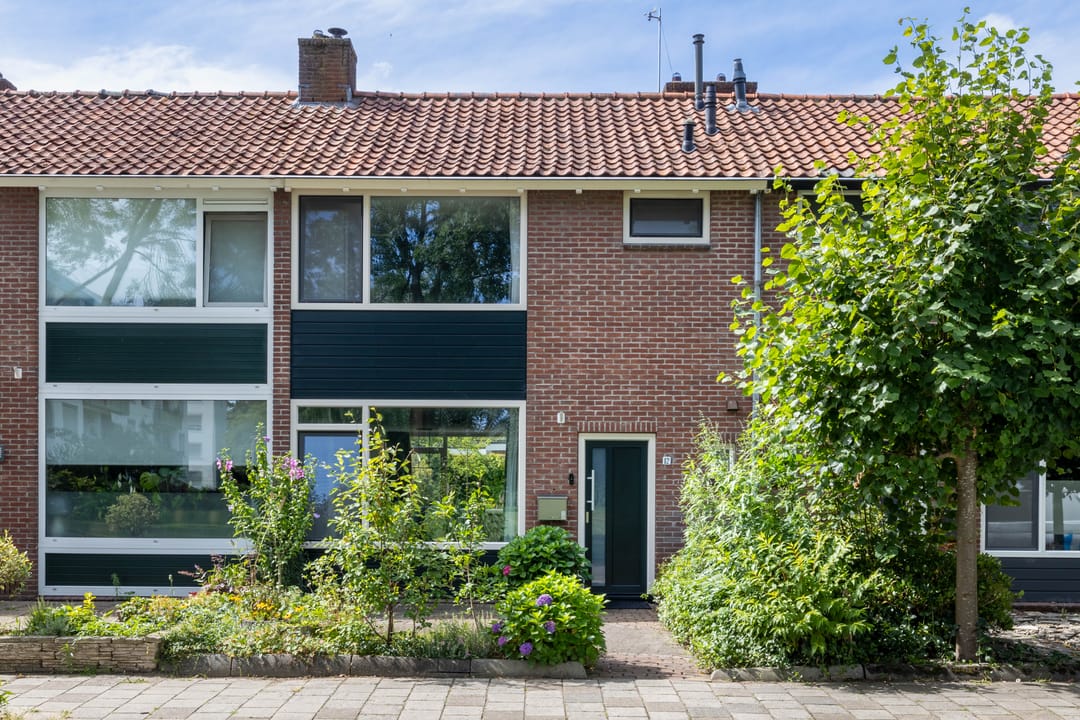 Foto 1 van Johanna van Burenlaan 12