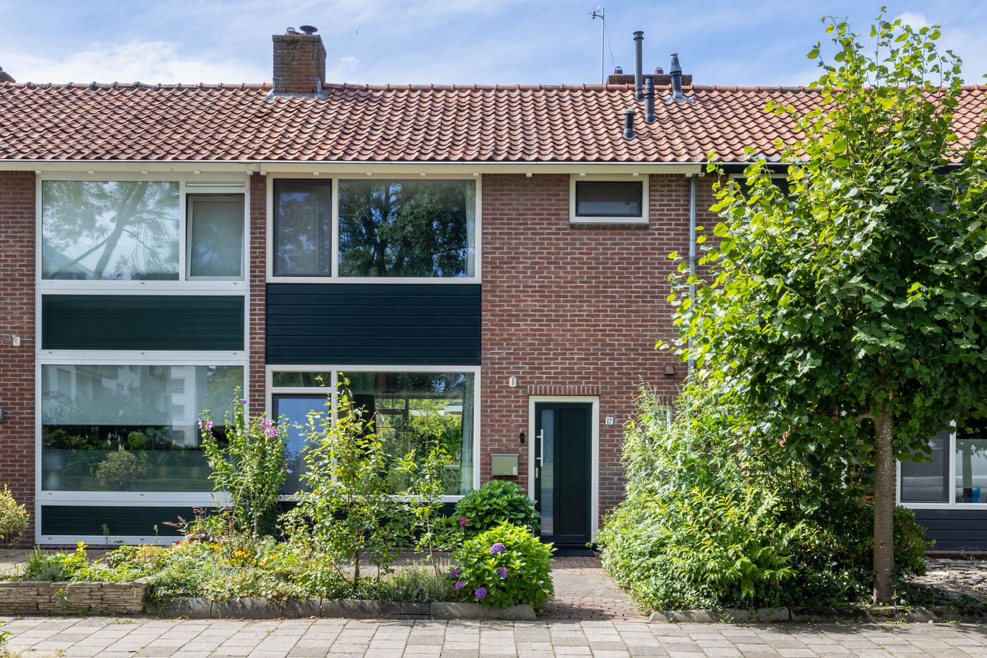 Foto 1 van Johanna van Burenlaan 12