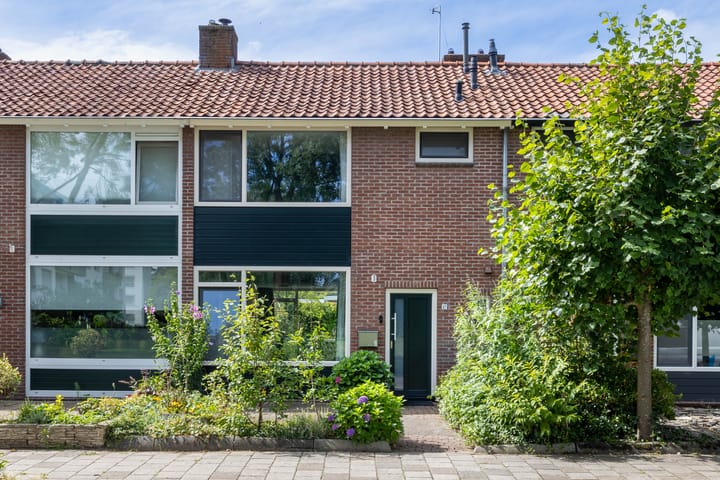 Johanna van Burenlaan 12