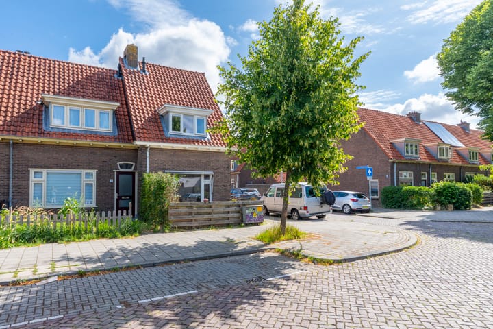 Foto 2 van Luit Blomstraat 2