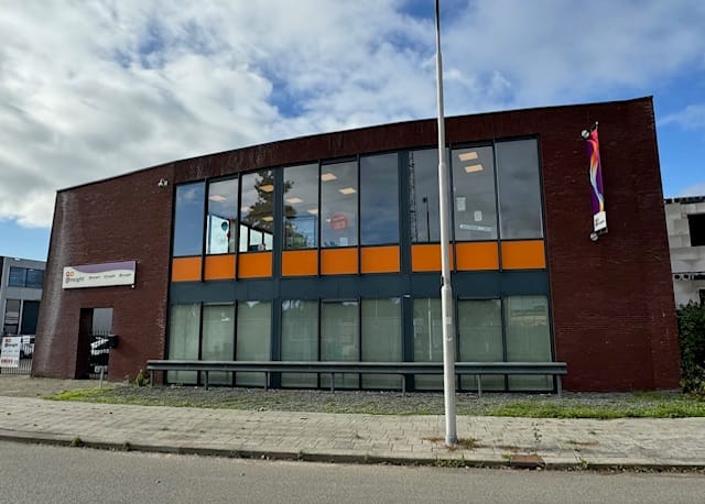 View photo 1 of De Stuwdam 71