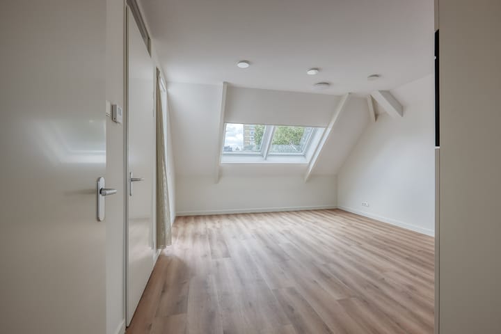 Foto 4 van Ouverturestraat 36-D