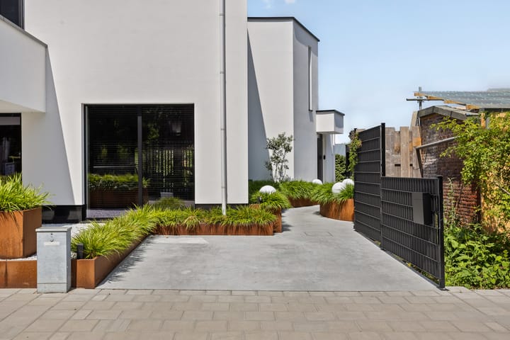 Foto 3 van Dorpsplein 2