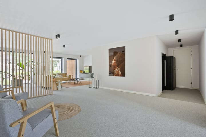 Foto 8 van Dorpsplein 2