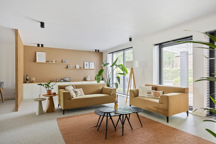 Foto 11 van Dorpsplein 2