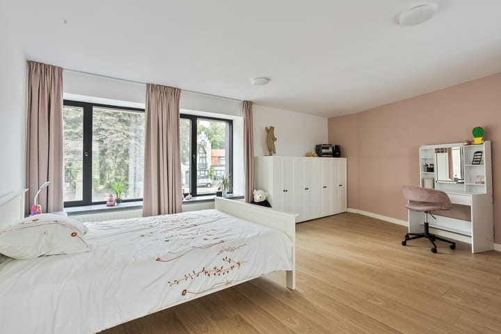 Foto 41 van Dorpsplein 2