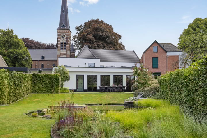 Foto 51 van Dorpsplein 2