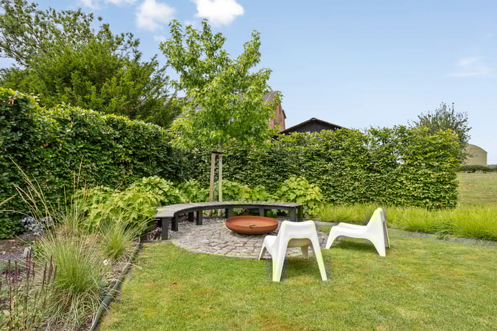 Foto 56 van Dorpsplein 2