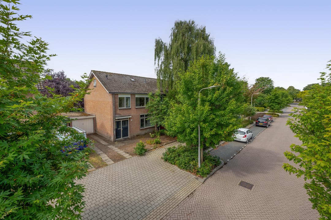 Foto 38 van Van Breestraat 138