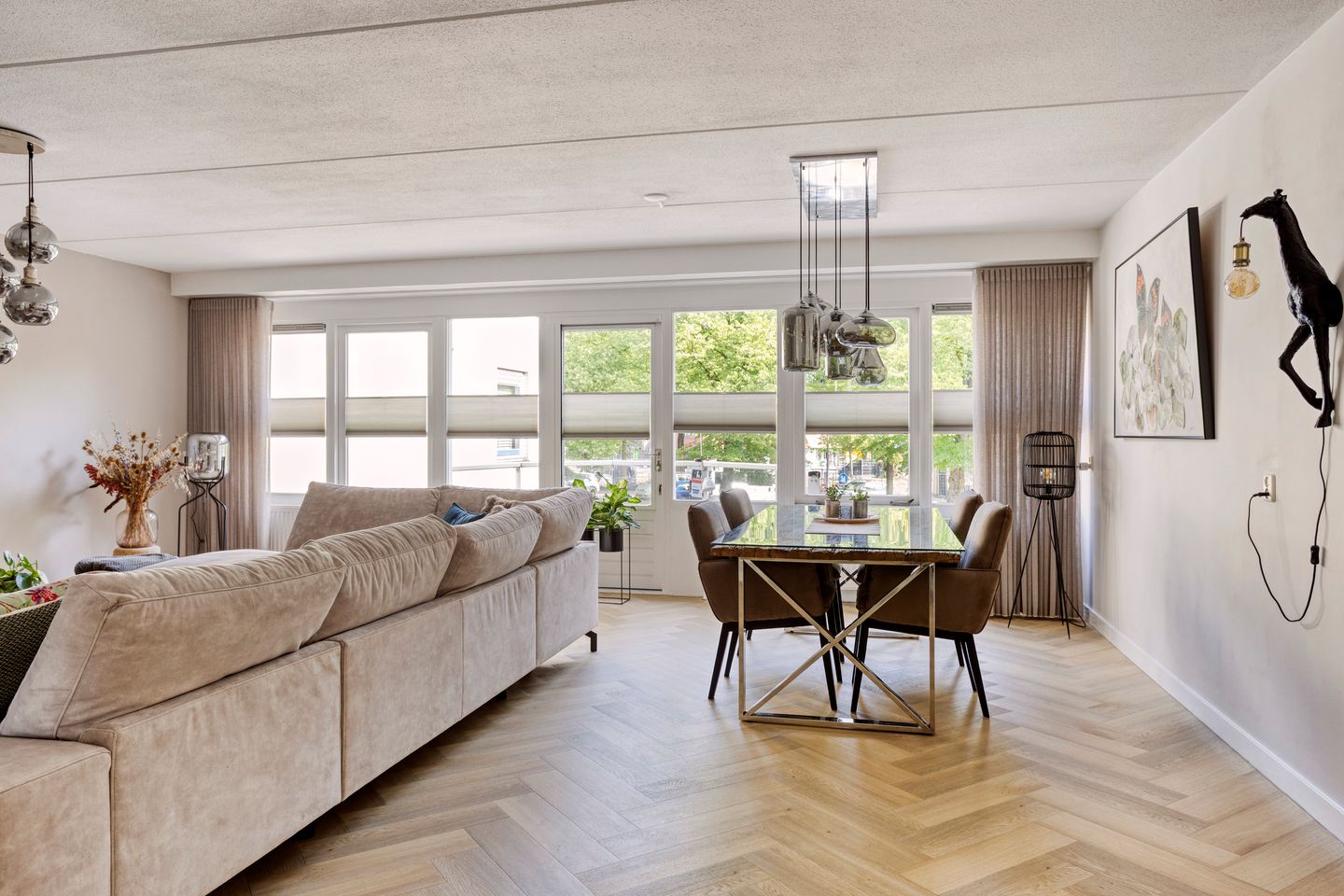 Foto 19 van Burgemeester de Beaufortplein 20