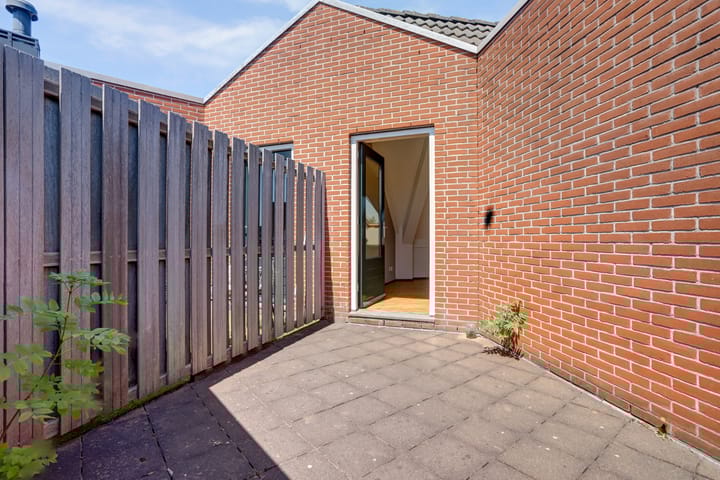 Foto 24 van Kerkplein 124