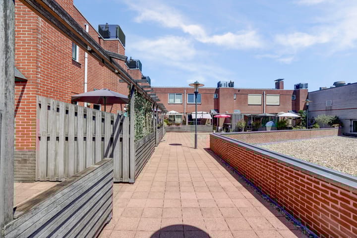 Foto 35 van Kerkplein 124