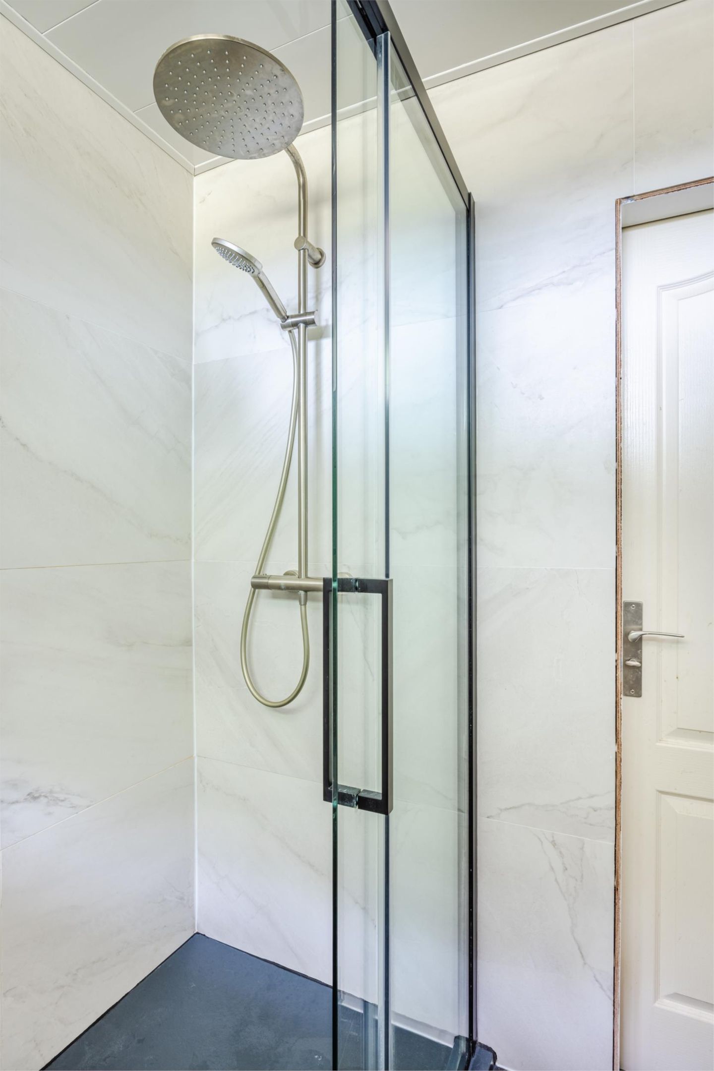 Photo 25 of Hooftweg 69