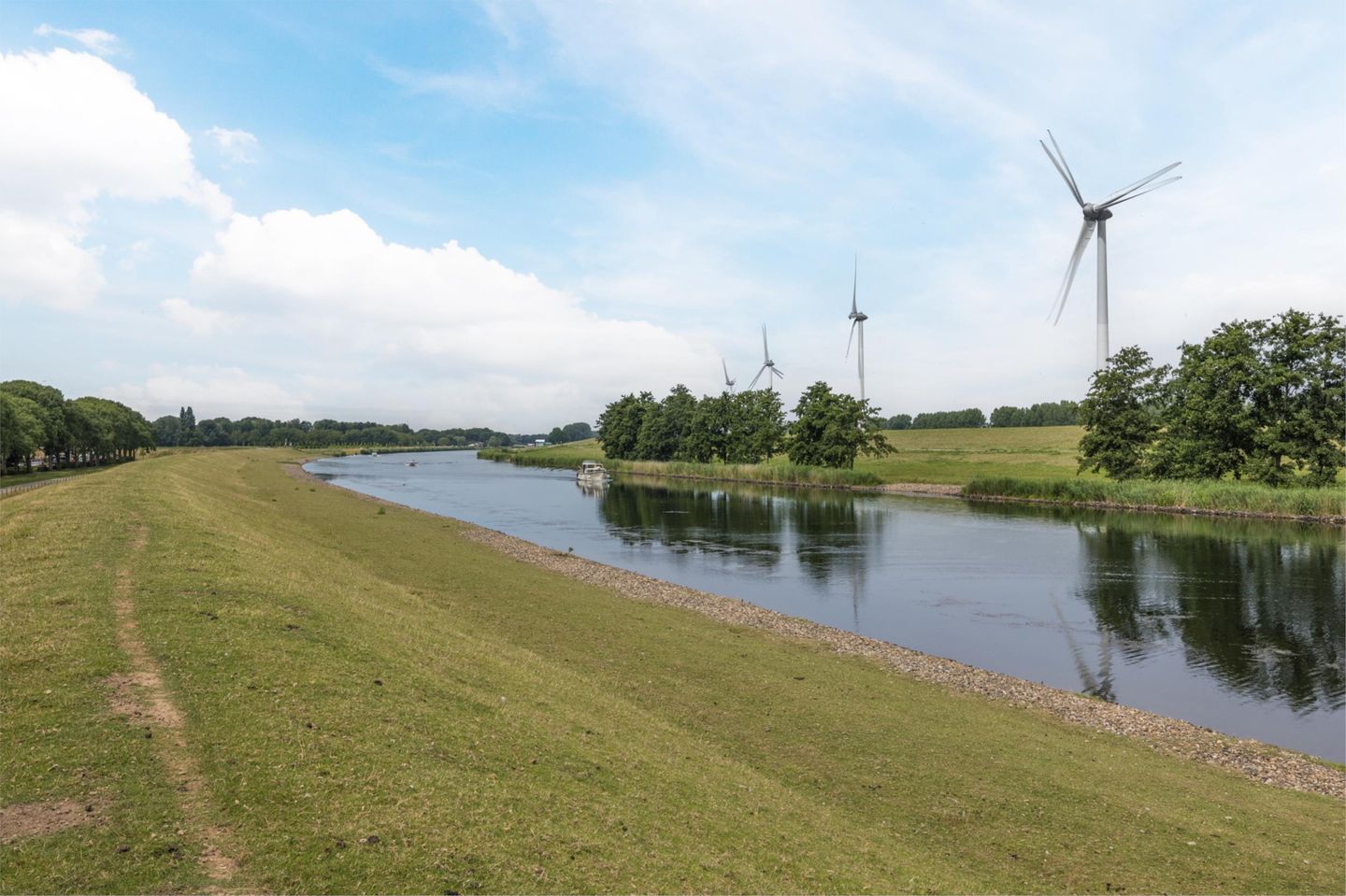 Photo 44 of Hooftweg 69