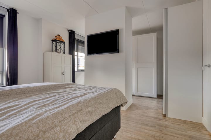 Photo 34 of Arent van Gentlaan 43