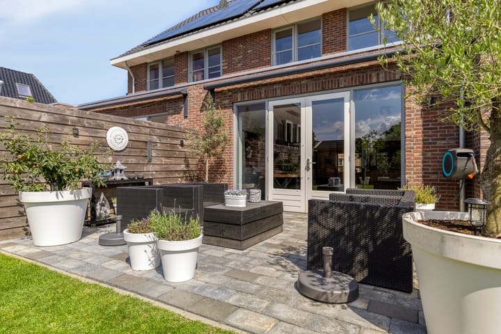 Photo 49 of Arent van Gentlaan 43