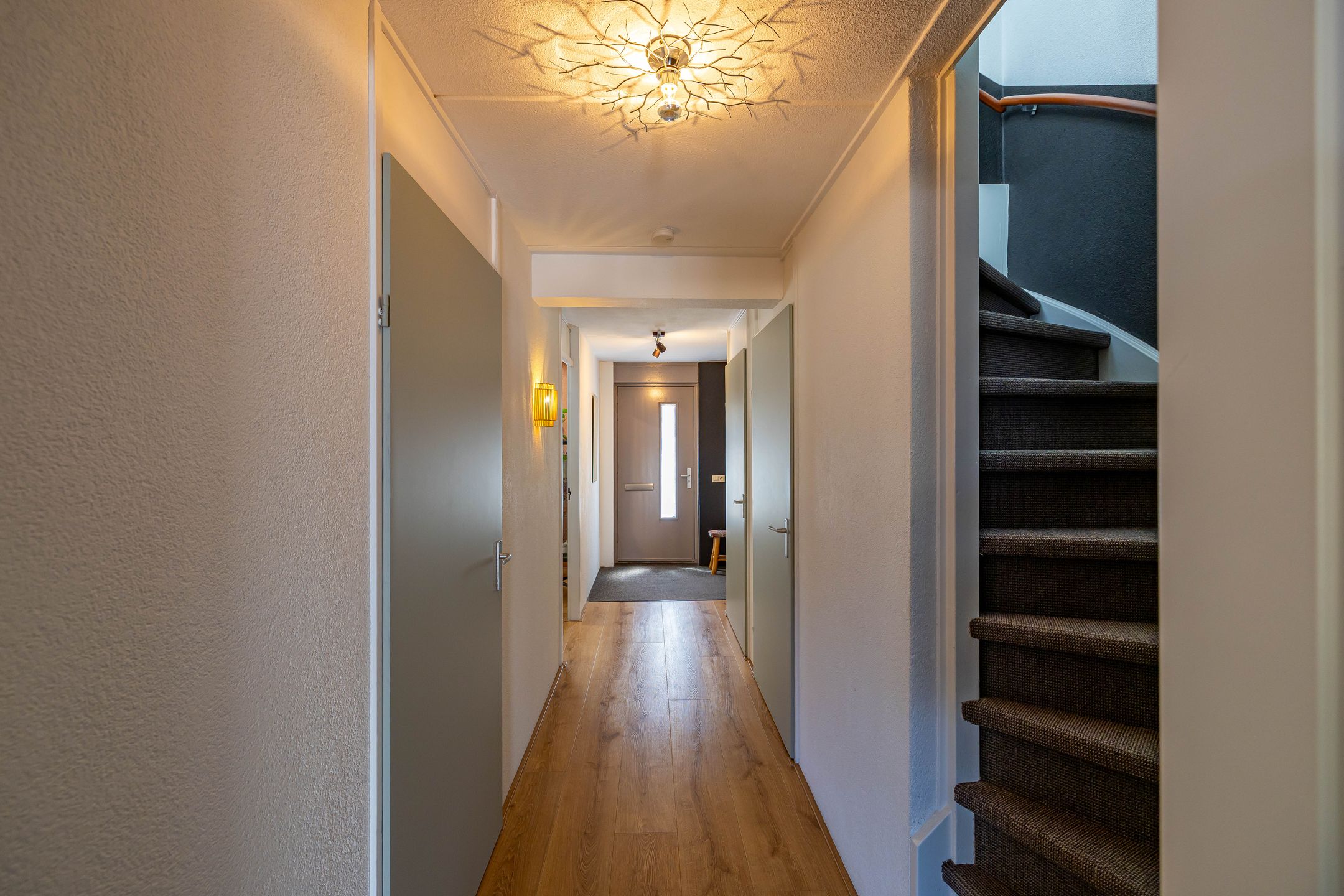 Foto 15 van Willem Valkstraat 10