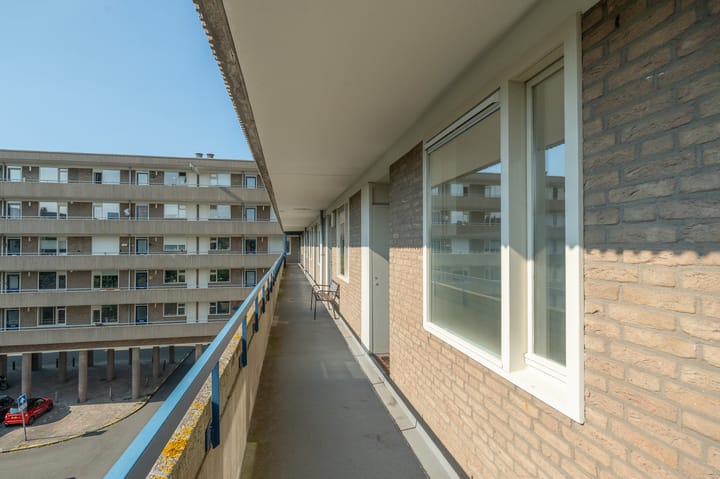 Foto 31 van Aert van Neslaan 432