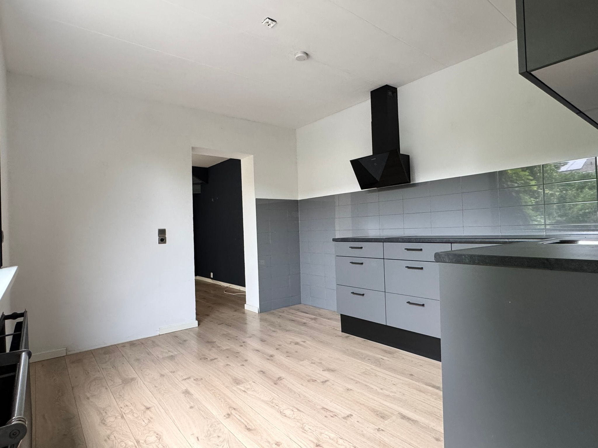 Photo 9 of Noorder Sluisstraat 29