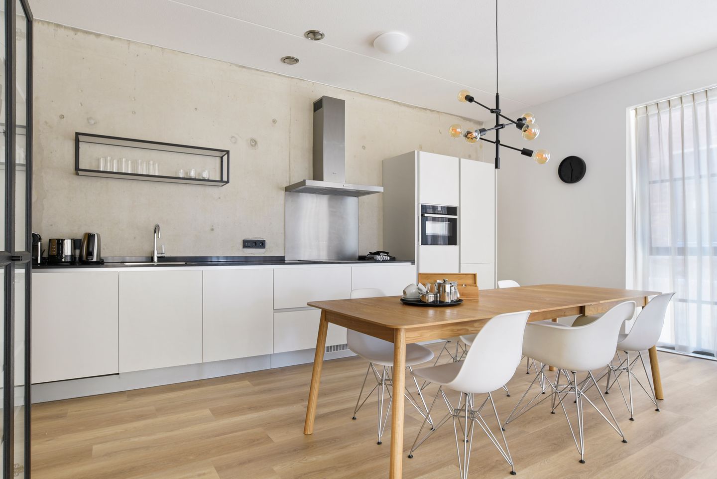 Foto 5 van Karl Weisbardstraat 147