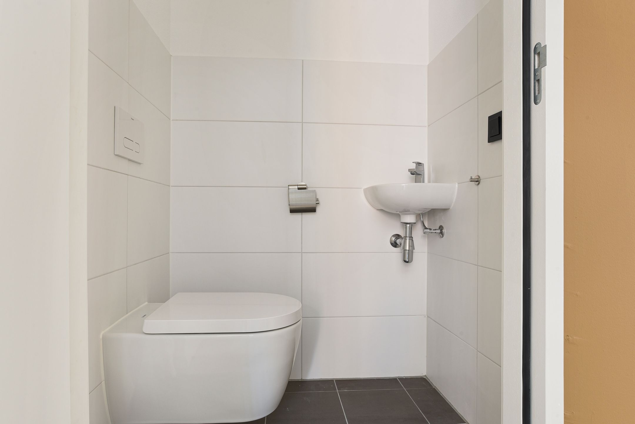 Foto 12 van Karl Weisbardstraat 147