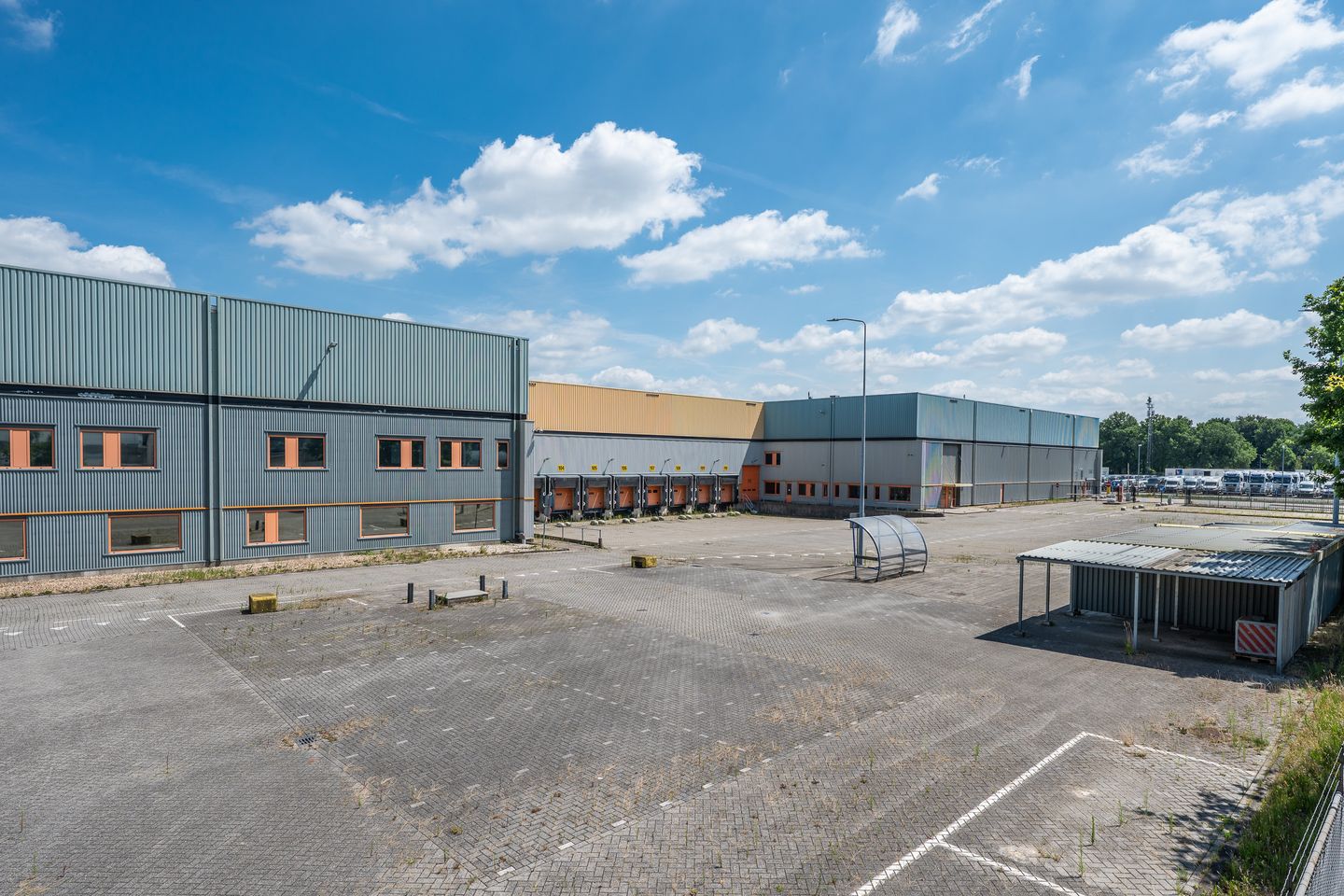 View photo 2 of Achtseweg Noord 30-36