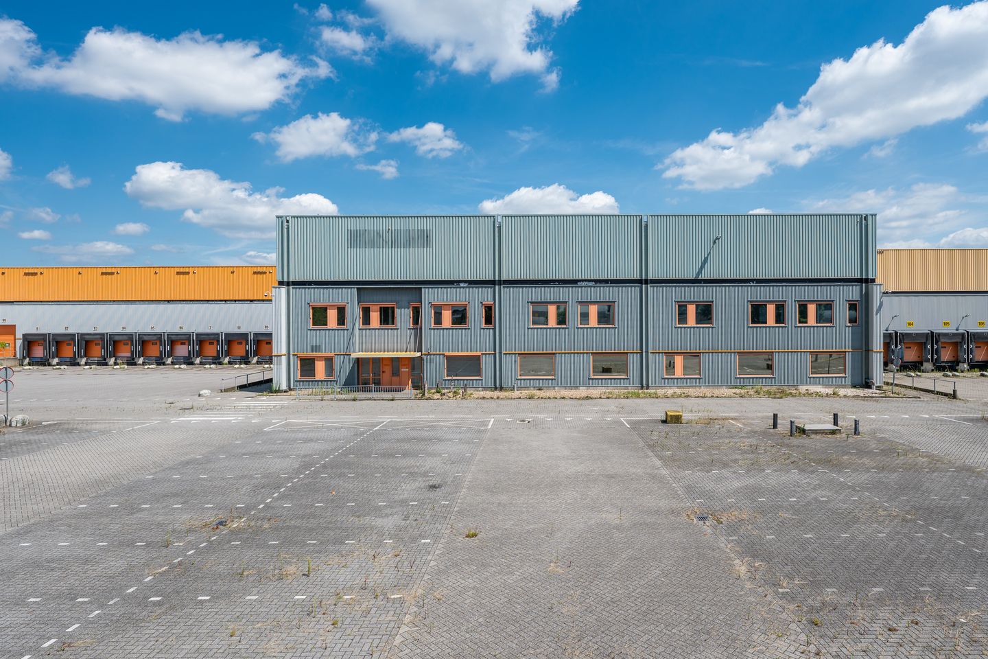 View photo 3 of Achtseweg Noord 30-36