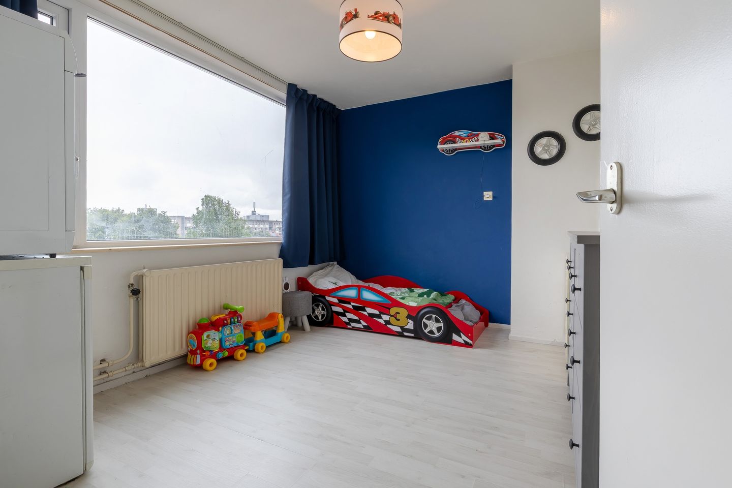 Photo 19 of Zoomstraat 30