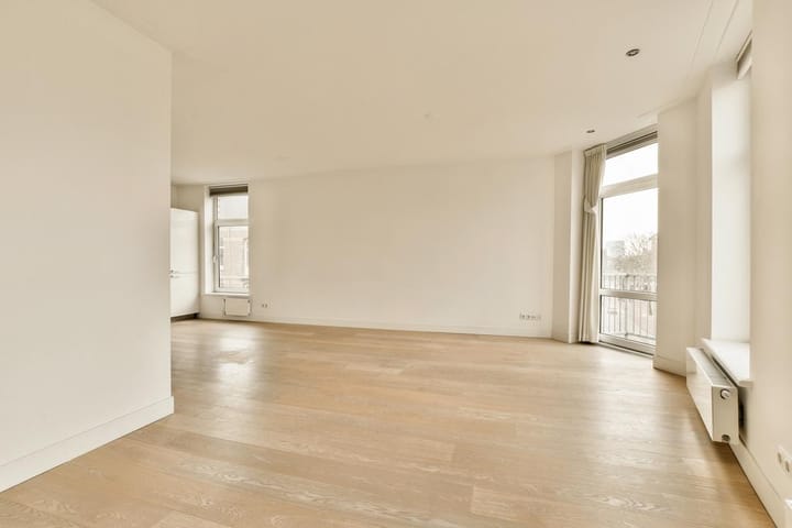 Photo 5 of Ferdinand Bolstraat 149-3