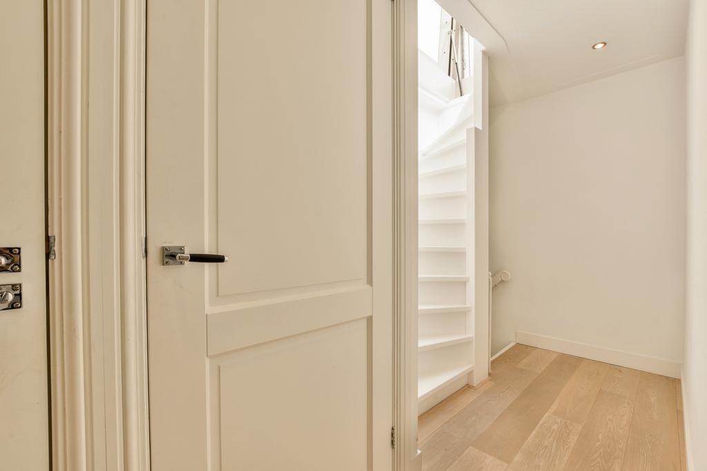 Photo 15 of Ferdinand Bolstraat 149-3