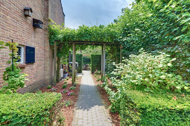 Foto 47 van Julianalaan 22