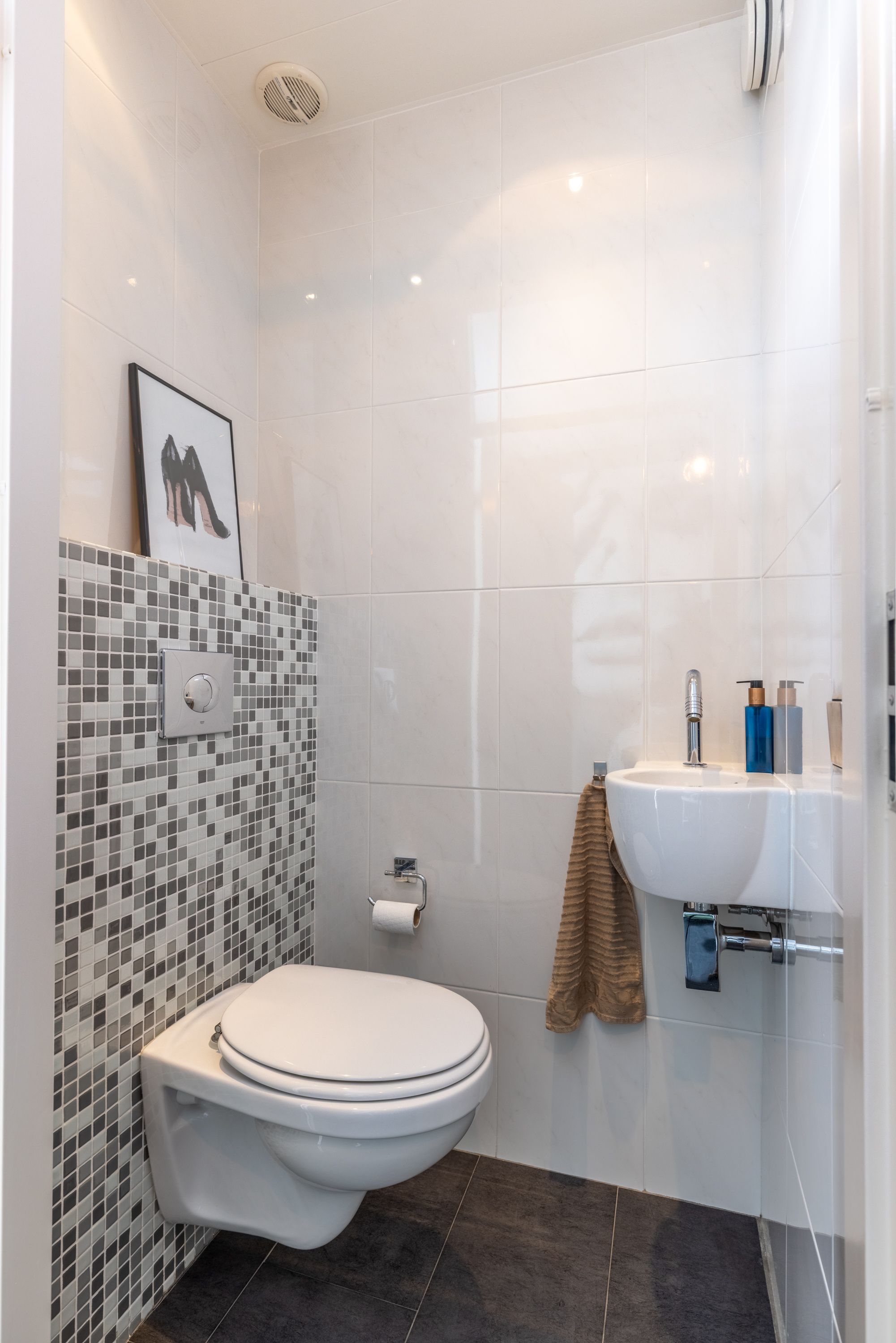 Foto 15 van Dahliastraat 19