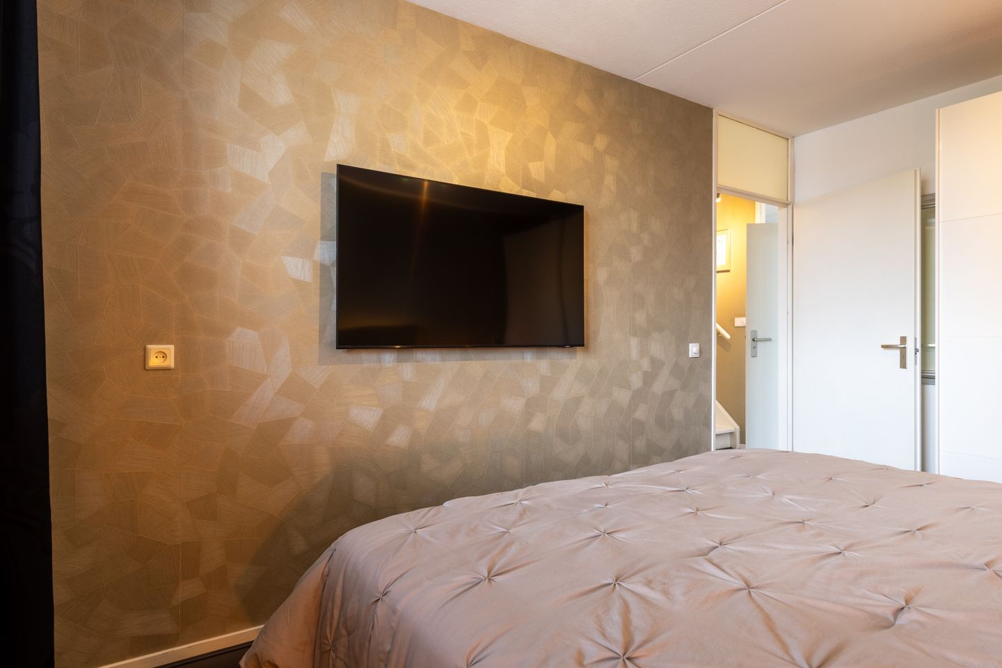 Foto 19 van Dahliastraat 19