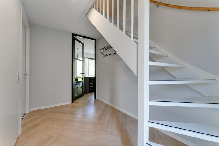 Foto 12 van Lampsinsdijk 8-055