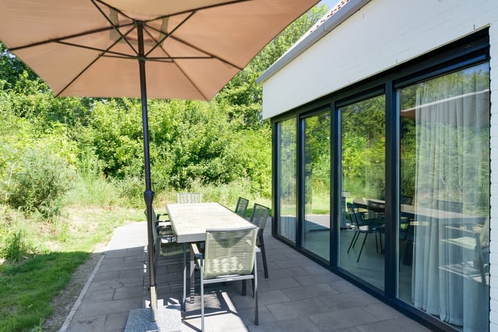 Foto 24 van Lampsinsdijk 8-055