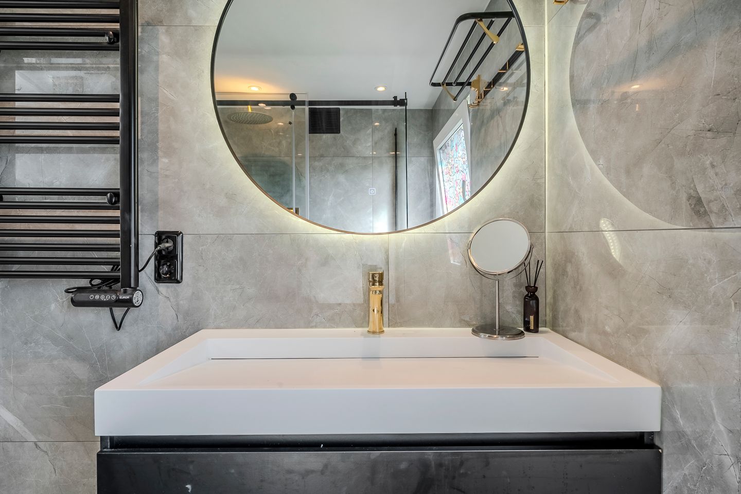 Photo 35 of Vincent van Goghweg 33