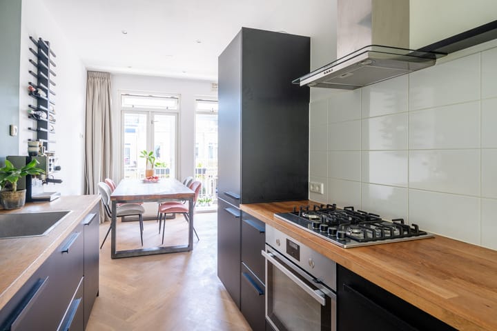 Foto 7 van Orteliusstraat 156-3