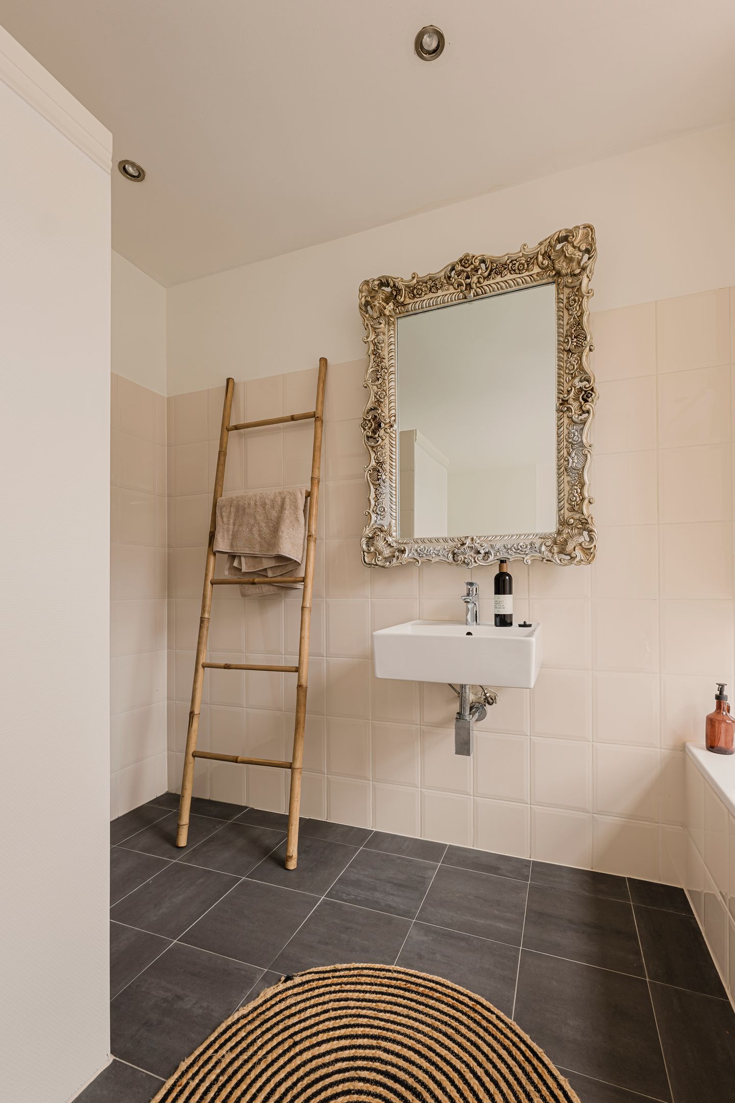 Foto 19 van Eerste Van Swindenstraat 38-2