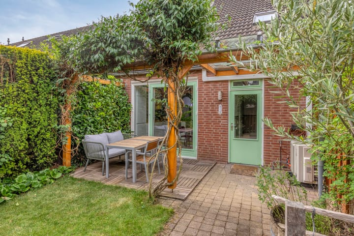 Foto 4 van Tuinlaan 64