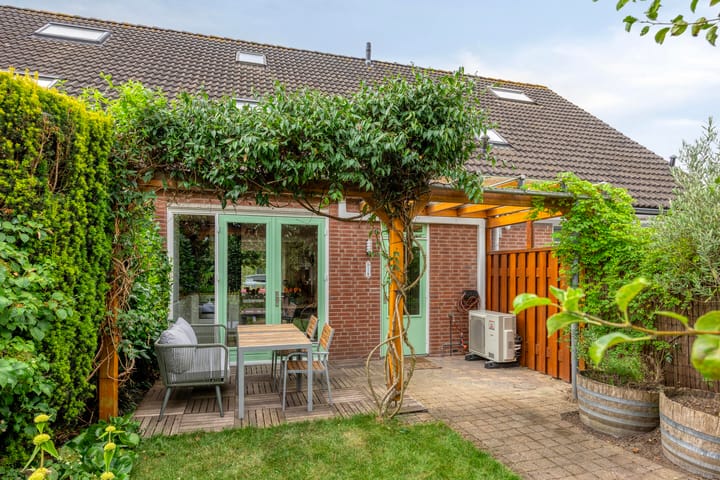 Foto 30 van Tuinlaan 64