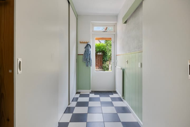 Foto 15 van Tuinlaan 64