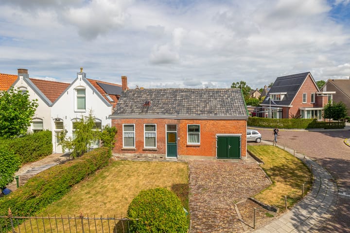 Photo 1 of Breeweg 2