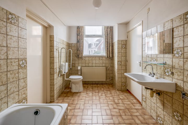 Photo 21 of Breeweg 2