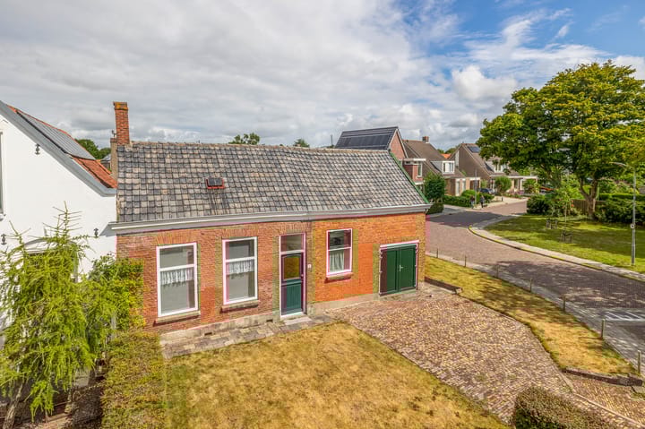 Photo 33 of Breeweg 2