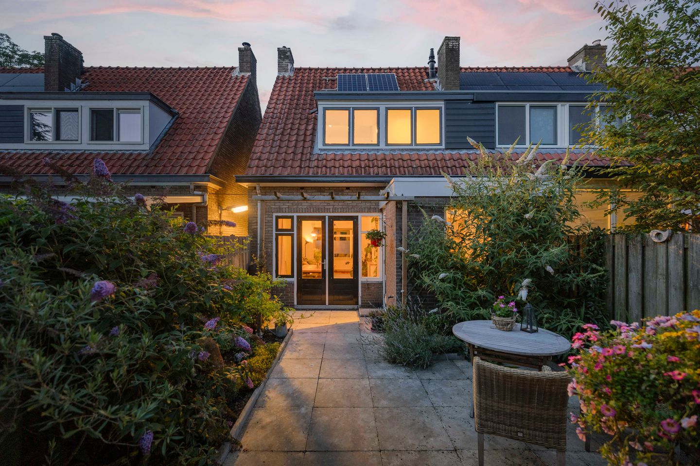 Foto 1 van Tjoenerstraat 18