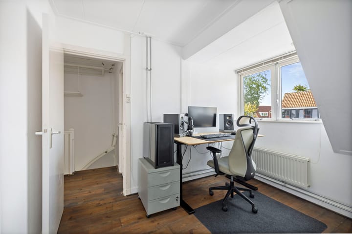 Foto 15 van Tjoenerstraat 18